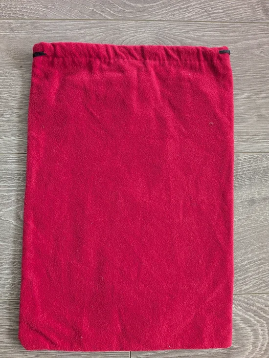 Red Drawstring Dust Bag - Picture 7 of 9